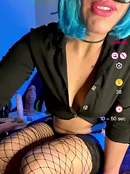 Snapshot of MaskeliParti chatting on May 30, 8:50 pm MaskeliParti online show from May 30, 8:50 pm