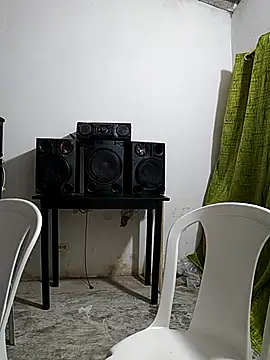 Snapshot of giannis090 chatting on September 27, 4:06 am giannis090 online show from September 27, 4:06 am