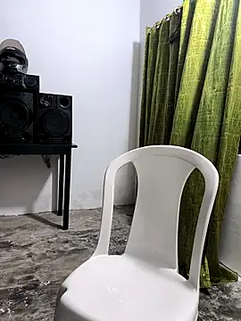 Snapshot of giannis090 chatting on October 14, 4:02 am giannis090 online show from October 14, 4:02 am