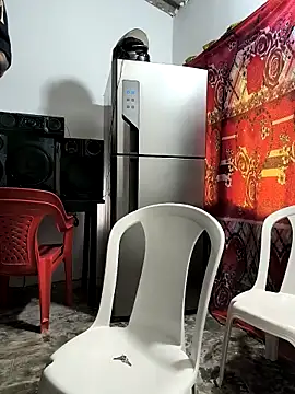 Snapshot of giannis090 chatting on November 7, 8:09 pm giannis090 online show from November 7, 8:09 pm