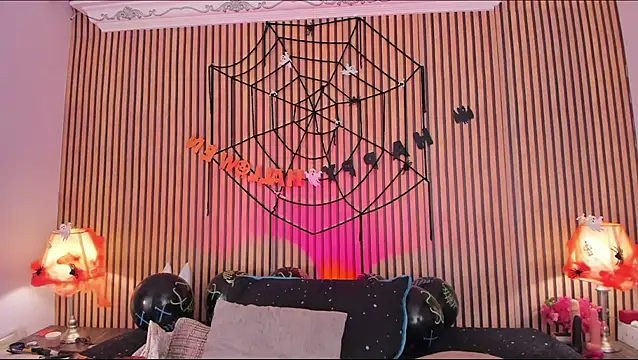 keeyla stone online show from October 30, 10:43 pm