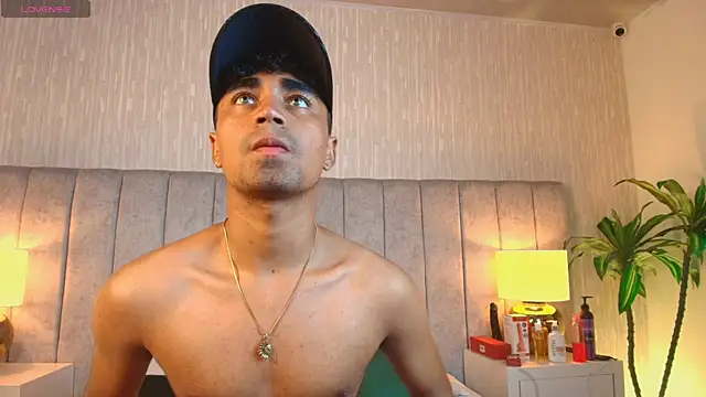 Jacob 606 online show from October 18, 8:20 pm