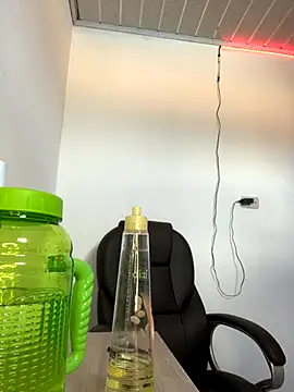 Nicky-222 online show from September 26, 8:02 pm