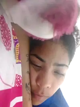 ZafiroAndFlynn online show from December 15, 5:44 am