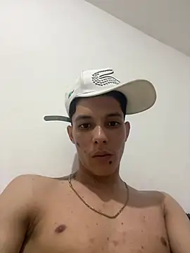 ZafiroAndFlynn online show from April 20, 3:20 am