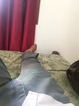 Snapshot of Anamika-singhania chatting on September 19, 9:32 am Anamika-singhania online show from September 19, 9:32 am