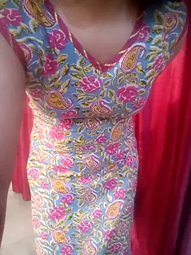 Snapshot of Anamika-singhania chatting on October 13, 11:21 am Anamika-singhania online show from October 13, 11:21 am