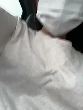 Snapshot of ni_ni01 chatting on November 13, 4:44 am ni ni01 online show from November 13, 4:44 am