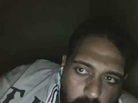 Snapshot of elpoop7305 chatting on October 12, 11:26 pm elpoop7305 online show from October 12, 11:26 pm