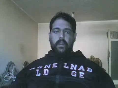 Snapshot of elpoop7305 chatting on October 16, 7:20 am elpoop7305 online show from October 16, 7:20 am