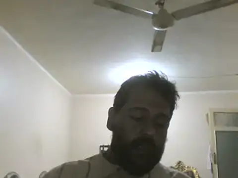 Snapshot of elpoop7305 chatting on October 16, 7:59 pm elpoop7305 online show from October 16, 7:59 pm