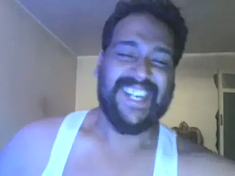 Snapshot of elpoop7305 chatting on October 18, 8:26 am elpoop7305 online show from October 18, 8:26 am