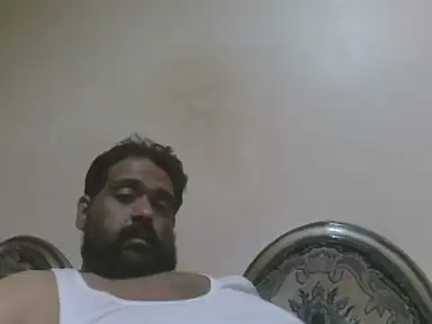 Snapshot of elpoop7305 chatting on November 1, 10:28 am elpoop7305 online show from November 1, 10:28 am