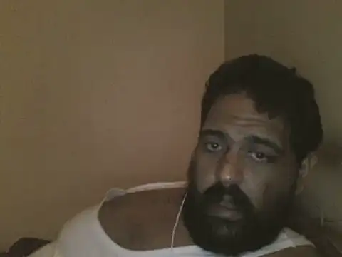 Snapshot of elpoop7305 chatting on November 3, 10:27 am elpoop7305 online show from November 3, 10:27 am