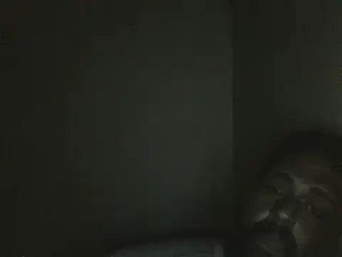 Snapshot of elpoop7305 chatting on November 8, 1:17 am elpoop7305 online show from November 8, 1:17 am