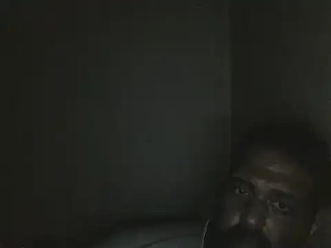 Snapshot of elpoop7305 chatting on November 21, 11:25 pm elpoop7305 online show from November 21, 11:25 pm