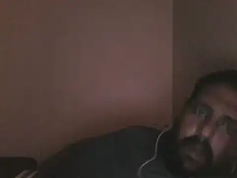 Snapshot of elpoop7305 chatting on December 14, 8:30 am elpoop7305 online show from December 14, 8:30 am