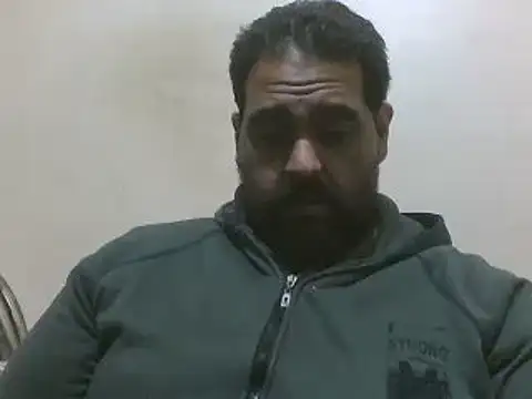 Snapshot of elpoop7305 chatting on December 16, 6:57 pm elpoop7305 online show from December 16, 6:57 pm