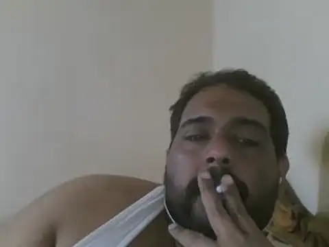 Snapshot of elpoop7305 chatting on December 20, 4:41 am elpoop7305 online show from December 20, 4:41 am