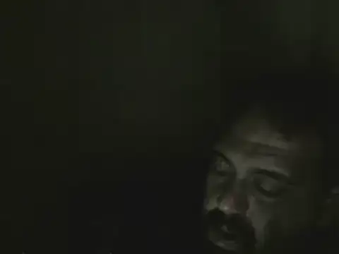 Snapshot of elpoop7305 chatting on December 21, 9:49 am elpoop7305 online show from December 21, 9:49 am