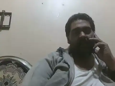 Snapshot of elpoop7305 chatting on January 18, 10:41 am elpoop7305 online show from January 18, 10:41 am