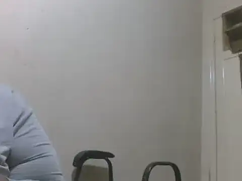 elpoop7305 online show from April 12, 12:04 am