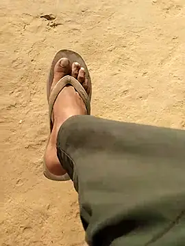 INTERNATIONAL0001 online show from November 8, 3:39 am