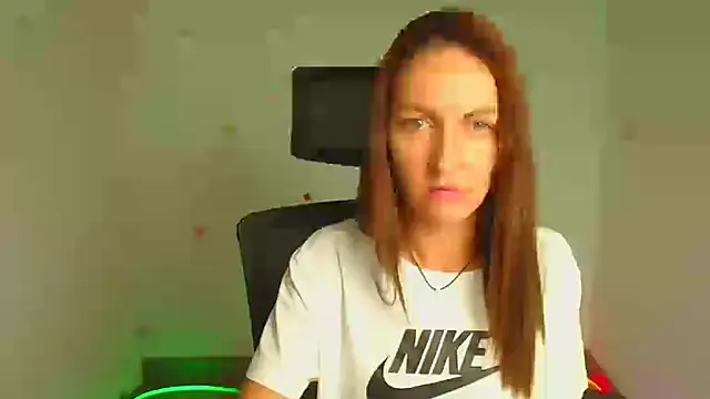 Aurora Loveu online show from September 14, 1:32 pm