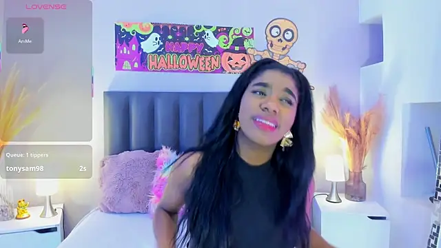 KendraChavez  online show from October 29, 9:27 pm