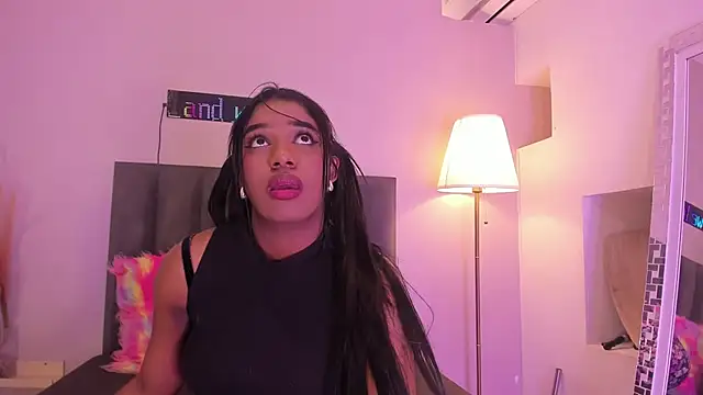 KendraChavez  online show from February 11, 8:58 pm