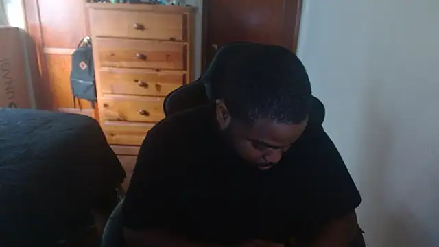 Snapshot of Breadwinnah chatting on September 30, 2:44 pm Breadwinnah online show from September 30, 2:44 pm