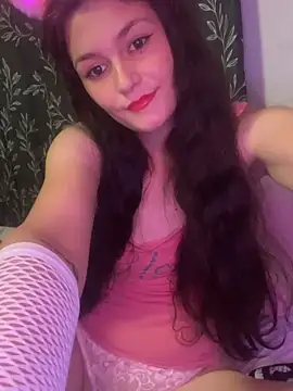 Snapshot of SomeWhatFoxyX chatting on February 14, 9:33 pm SomeWhatFoxyX online show from February 14, 9:33 pm