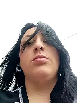 megan fox5 online show from October 3, 2:36 pm