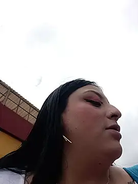 megan fox5 online show from November 28, 4:42 pm