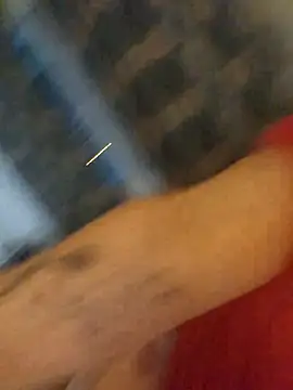 toomuchofafreak online show from November 4, 6:01 am