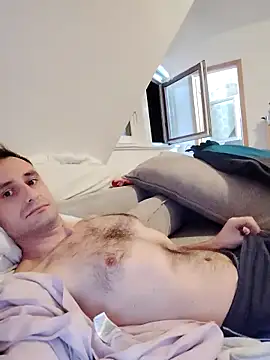 Mili221 online show from December 22, 3:36 am