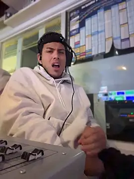 StrokingDaddy4 online show from April 23, 10:58 am