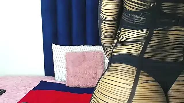 Pinkdollyg online show from April 21, 10:01 pm