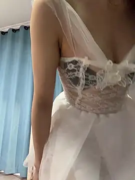 Yiyi-707 online show from February 25, 10:25 am