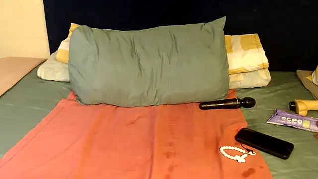 Sexy-Momo online show from October 18, 5:35 pm