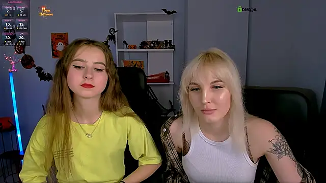 Snapshot of marta_smith chatting on October 31, 10:22 pm marta smith online show from October 31, 10:22 pm