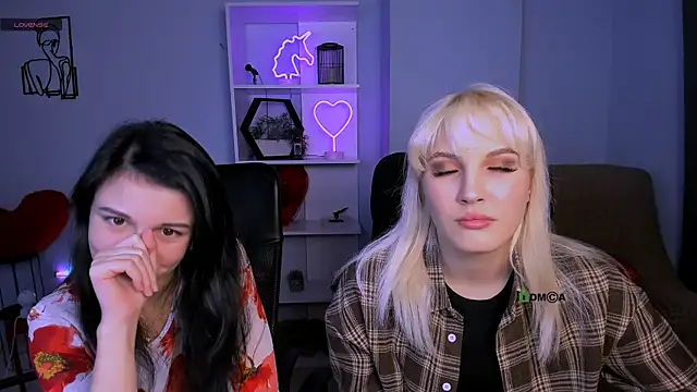 Snapshot of marta_smith chatting on November 24, 8:30 pm marta smith online show from November 24, 8:30 pm