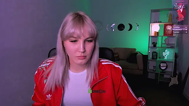 Snapshot of marta_smith chatting on December 15, 10:30 am marta smith online show from December 15, 10:30 am