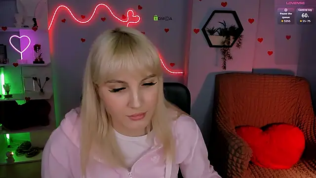 Snapshot of marta_smith chatting on February 9, 11:53 pm marta smith online show from February 9, 11:53 pm