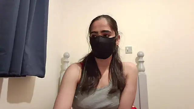 BobtailFormal online show from February 11, 9:09 pm