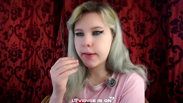 ElizSpieth online show from July 25, 1:25 am