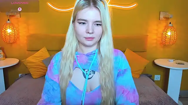 Snapshot of RuthBryant chatting on November 22, 12:31 am RuthBryant online show from November 22, 12:31 am