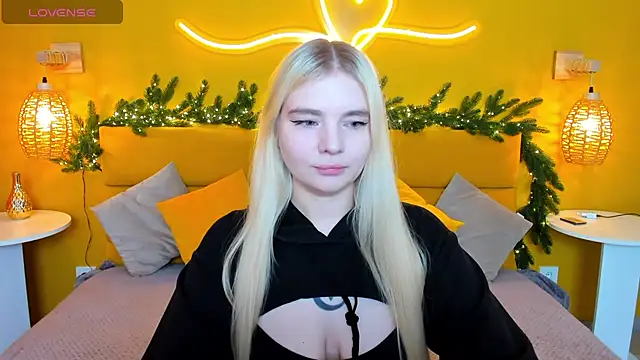 Snapshot of RuthBryant chatting on November 29, 12:35 am RuthBryant online show from November 29, 12:35 am