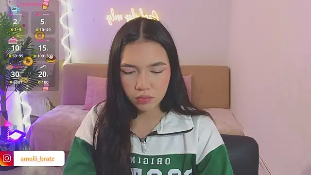 Snapshot of Ameliiaa_tay chatting on October 4, 11:30 am Ameliiaa tay online show from October 4, 11:30 am