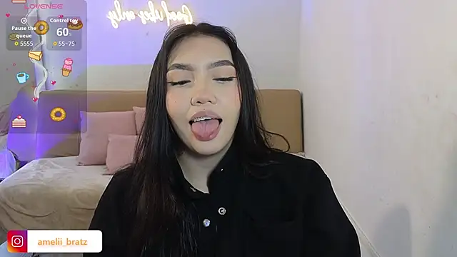 Snapshot of Ameliiaa_tay chatting on October 13, 11:32 am Ameliiaa tay online show from October 13, 11:32 am